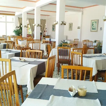 Nireus 2*