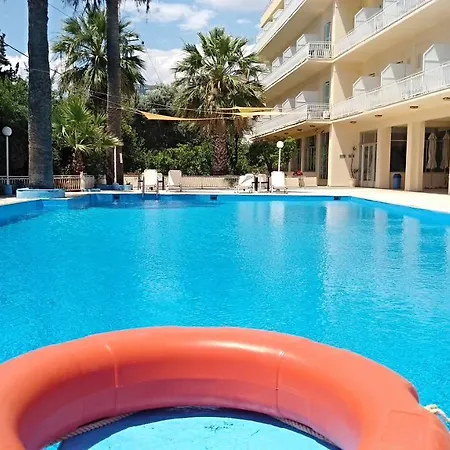 Nireus Hotel
